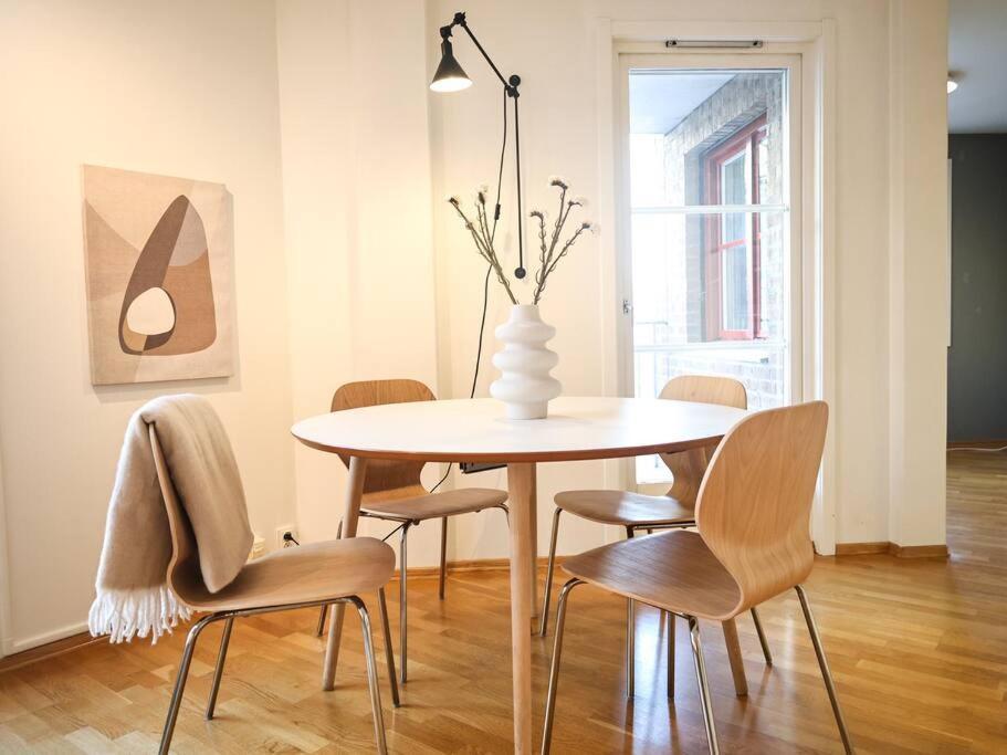 Live In A Stylish Home In The Center Of Oslo Exterior foto